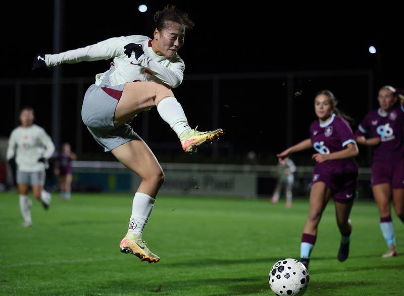 热身赛-唐佳丽破门张琳艳建功 中国女足2-0伯恩利女足