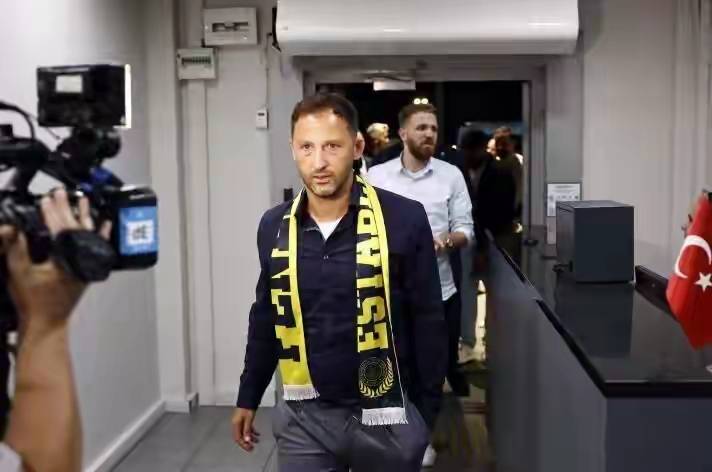 冬窗杀器or定时炸弹？阿森纳1人可回租，他打弱队封神遇强则崩！